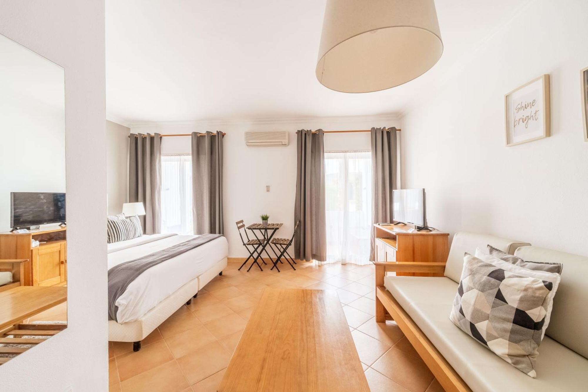 Oasis Beach Apartments Luz Δωμάτιο φωτογραφία