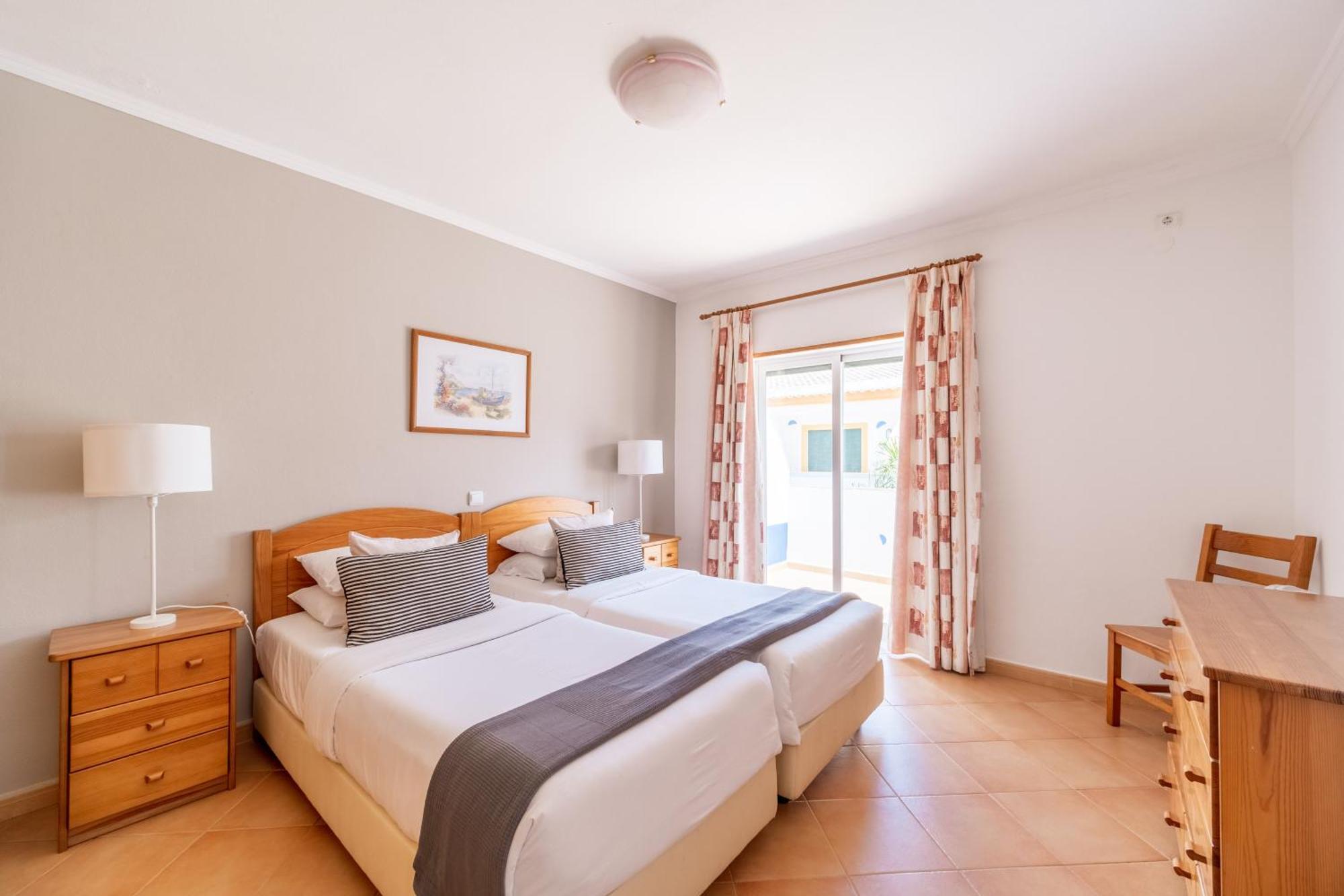 Oasis Beach Apartments Luz Δωμάτιο φωτογραφία