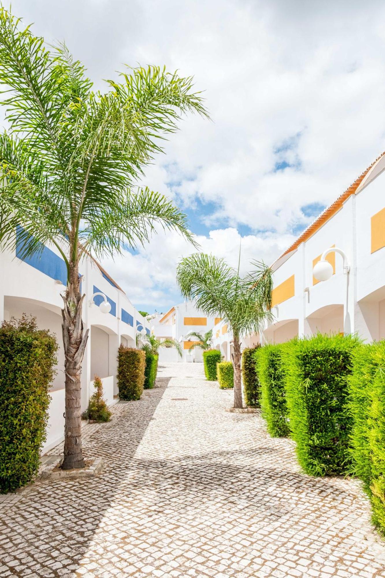 Oasis Beach Apartments Luz Εξωτερικό φωτογραφία