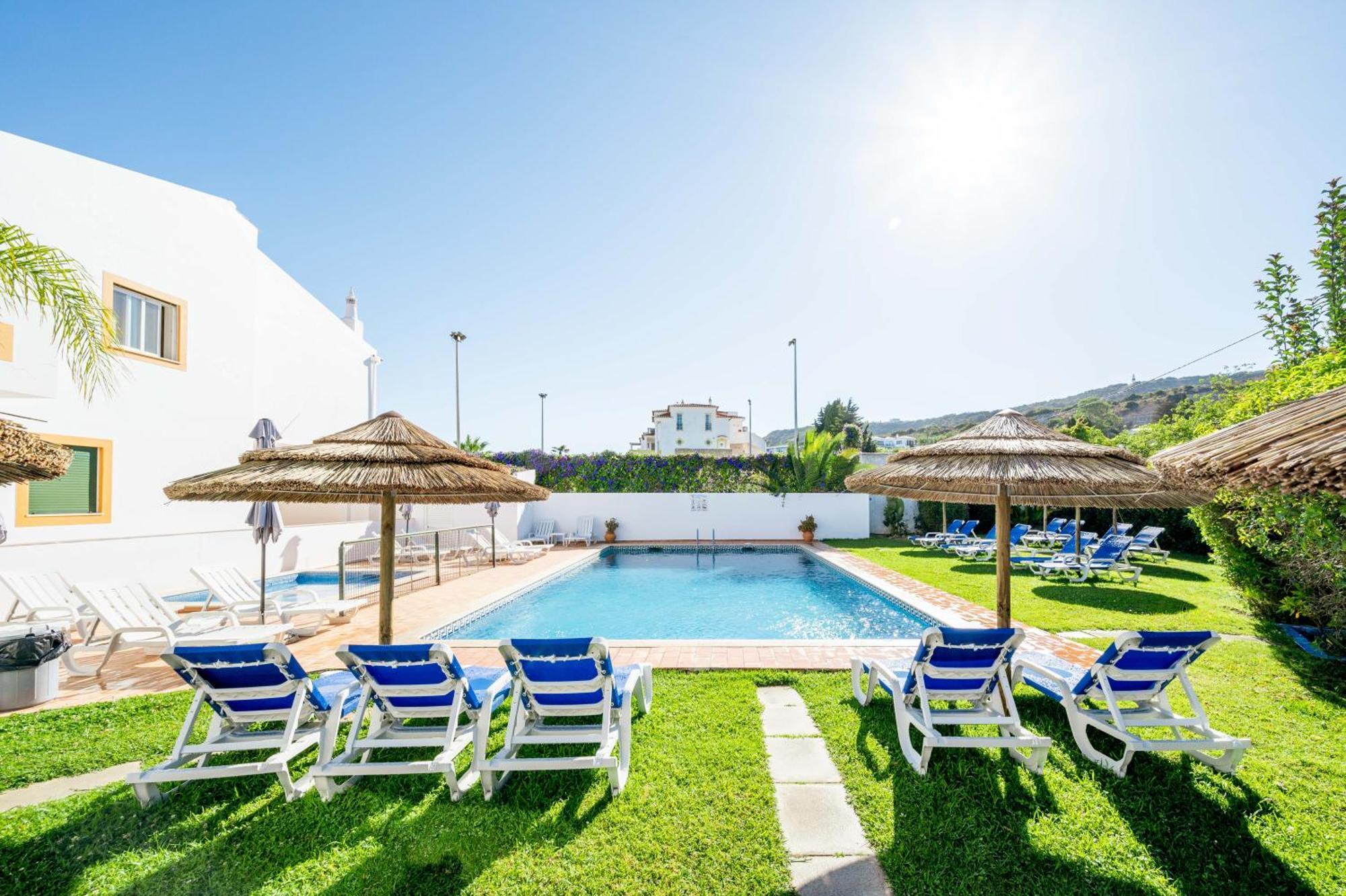 Oasis Beach Apartments Luz Εξωτερικό φωτογραφία