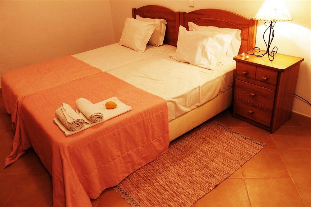 Oasis Beach Apartments Luz Εξωτερικό φωτογραφία