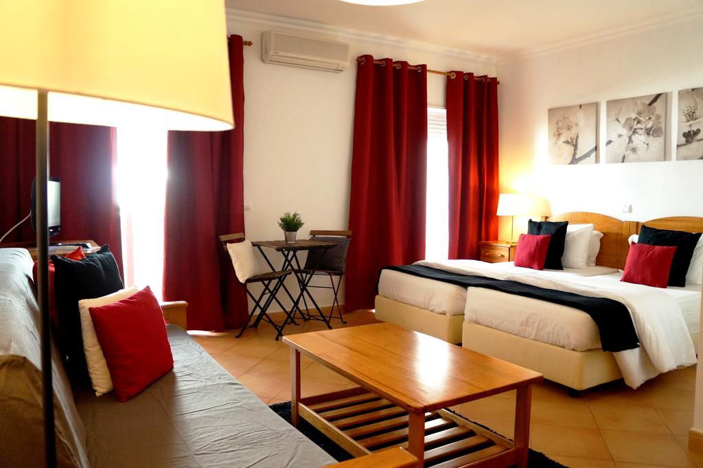 Oasis Beach Apartments Luz Εξωτερικό φωτογραφία