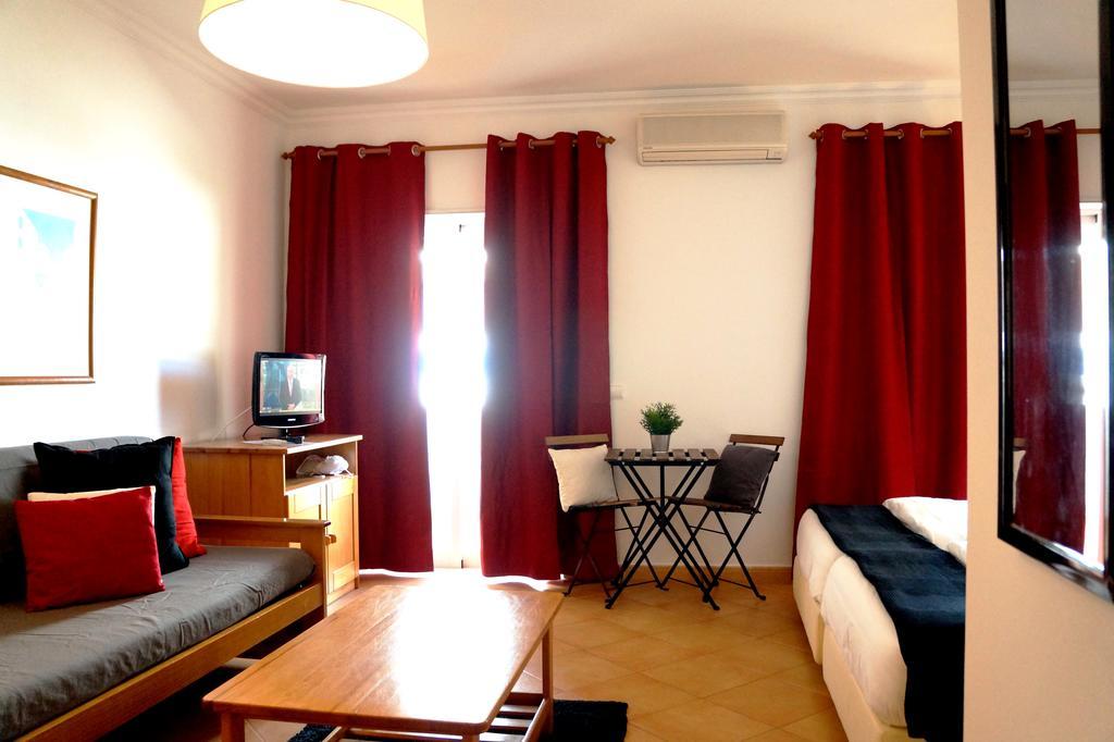 Oasis Beach Apartments Luz Εξωτερικό φωτογραφία