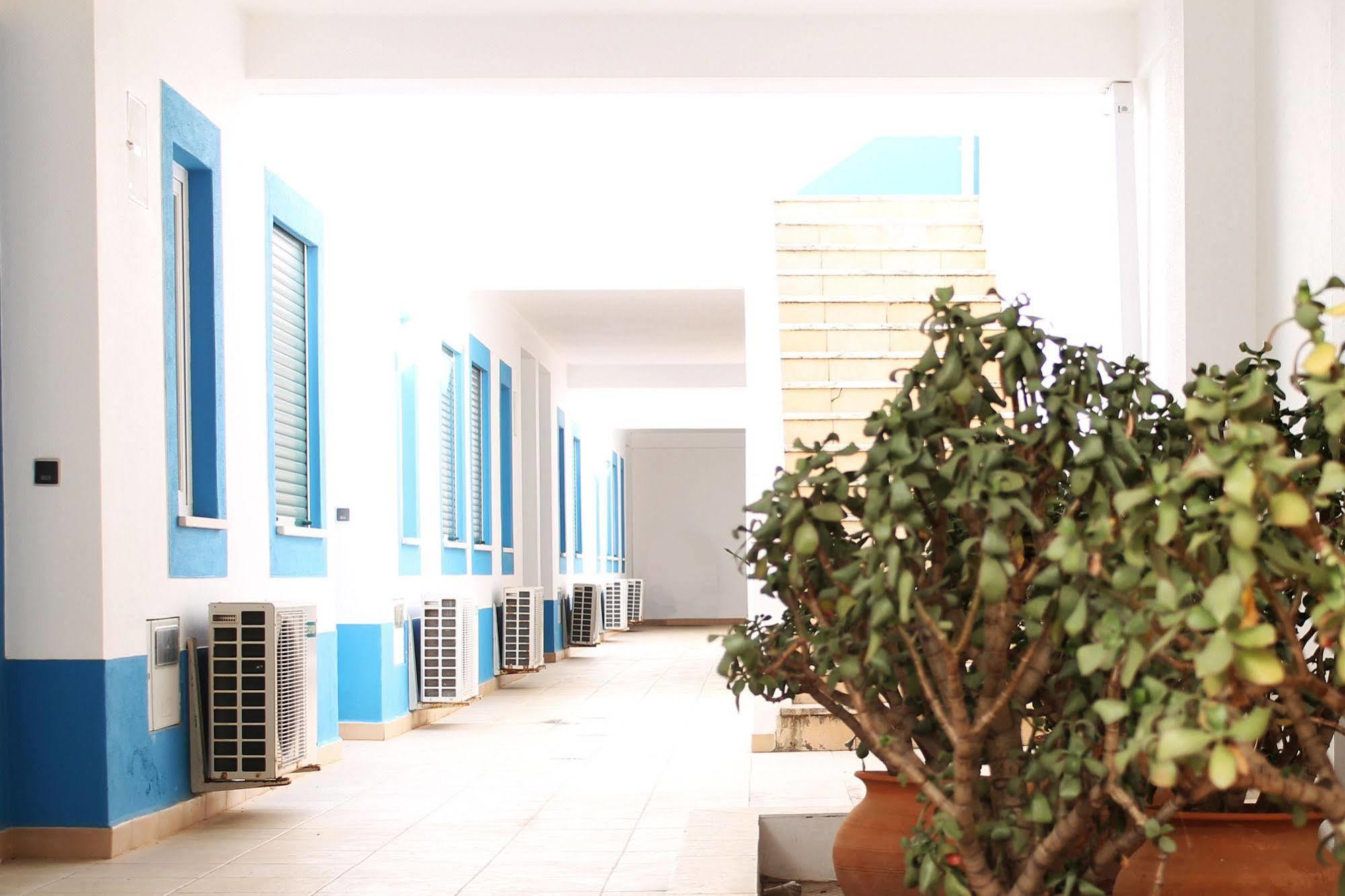 Oasis Beach Apartments Luz Εξωτερικό φωτογραφία